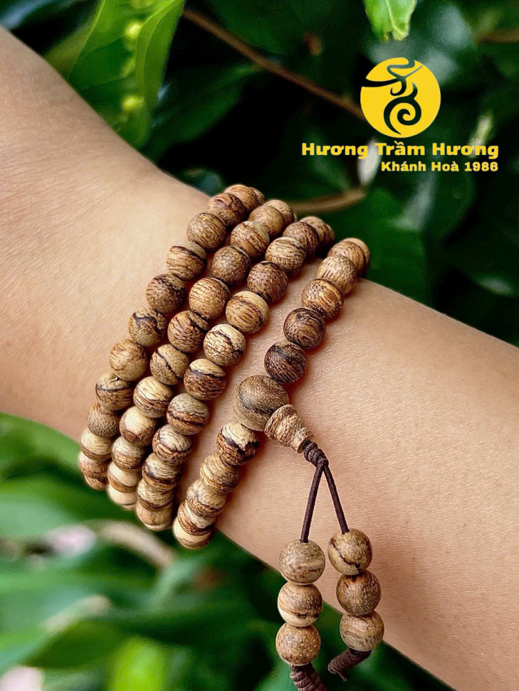 Vòng Trầm Hương 108 Hạt 6 Ly Cho Nữ – Kim Mẫu An