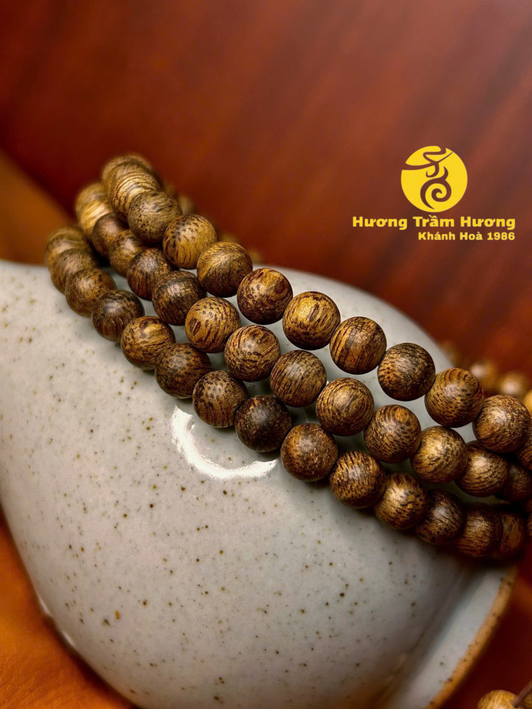 Ngọc Các Thiên An – Vòng Trầm Hương 108 Hạt 6 Ly Thiên Nhiên | Hương Trầm Hương Khánh Hòa