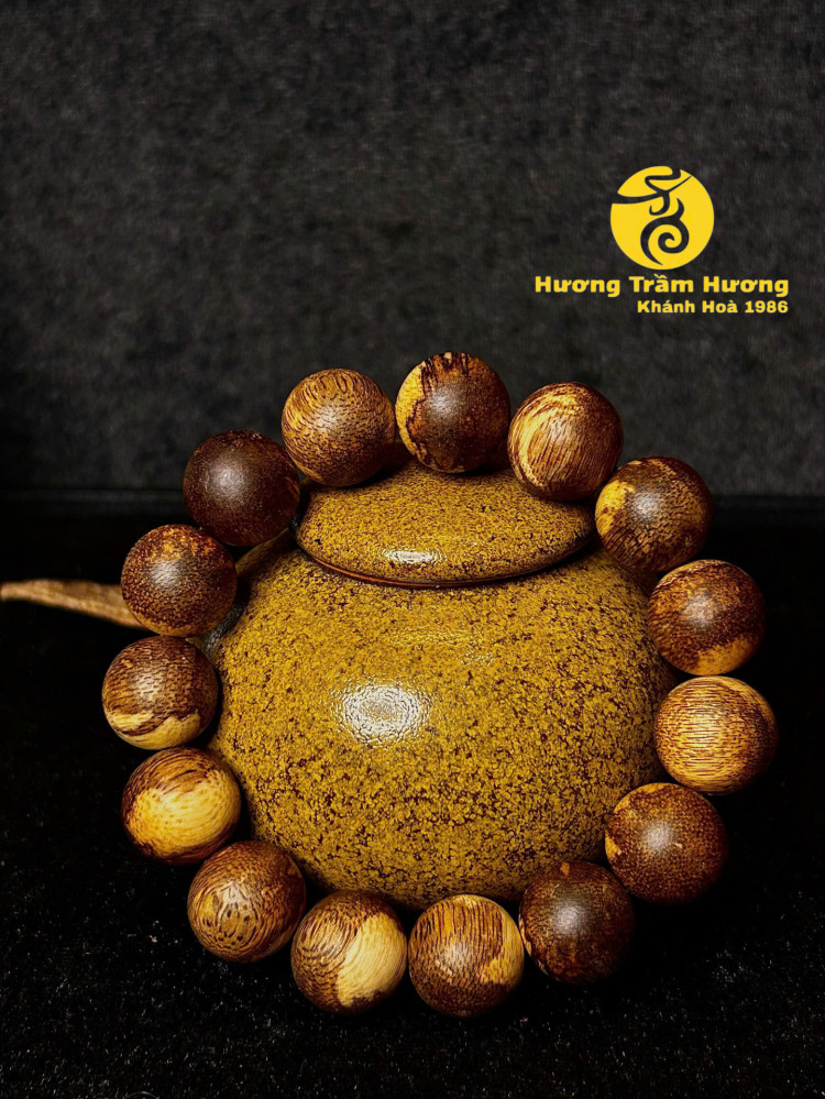 Vòng Trầm Hương 14 Ly Nam – Thịnh Vượng | Trầm Hương Khánh Hòa