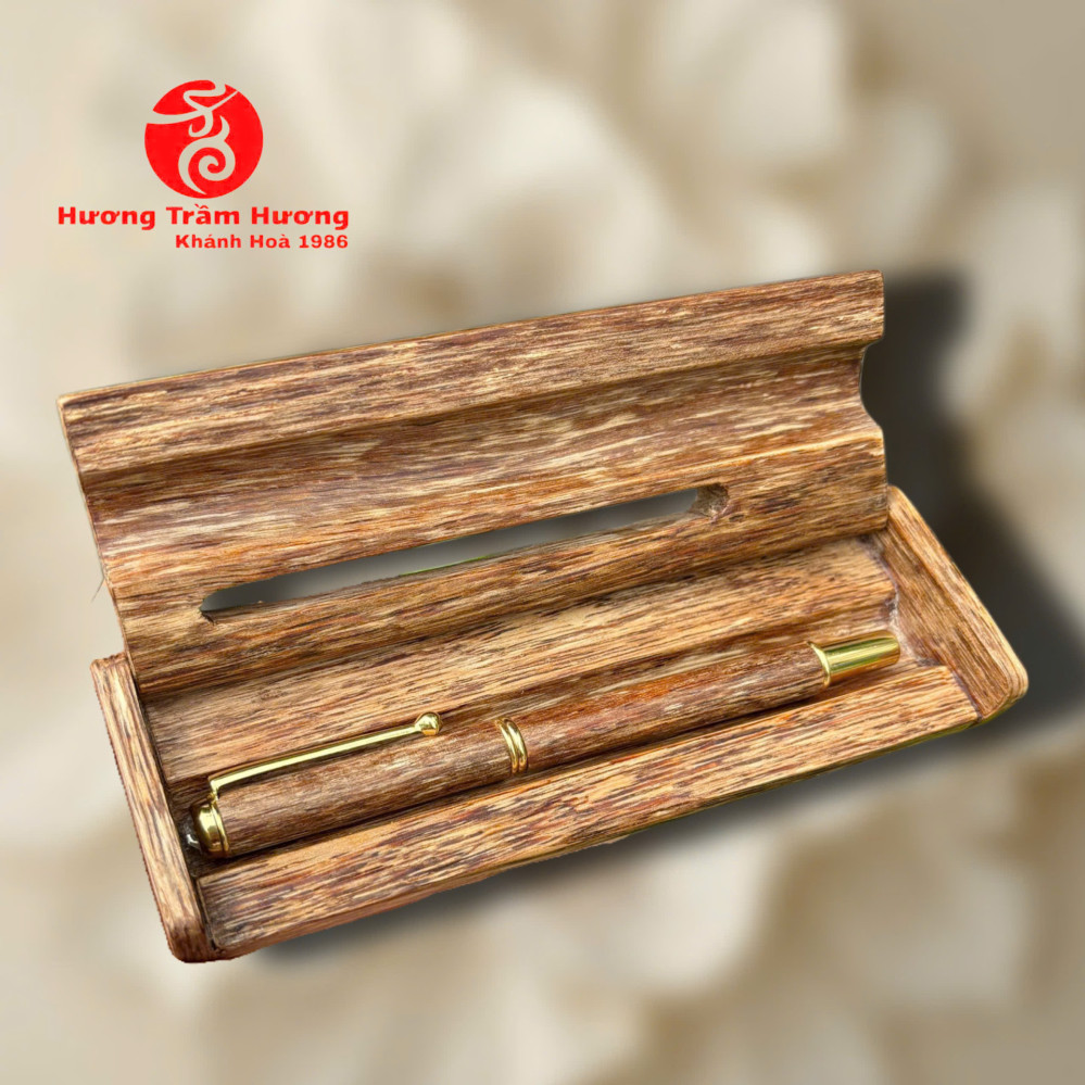 Bút Trầm Hương Thiên Minh Ngọc