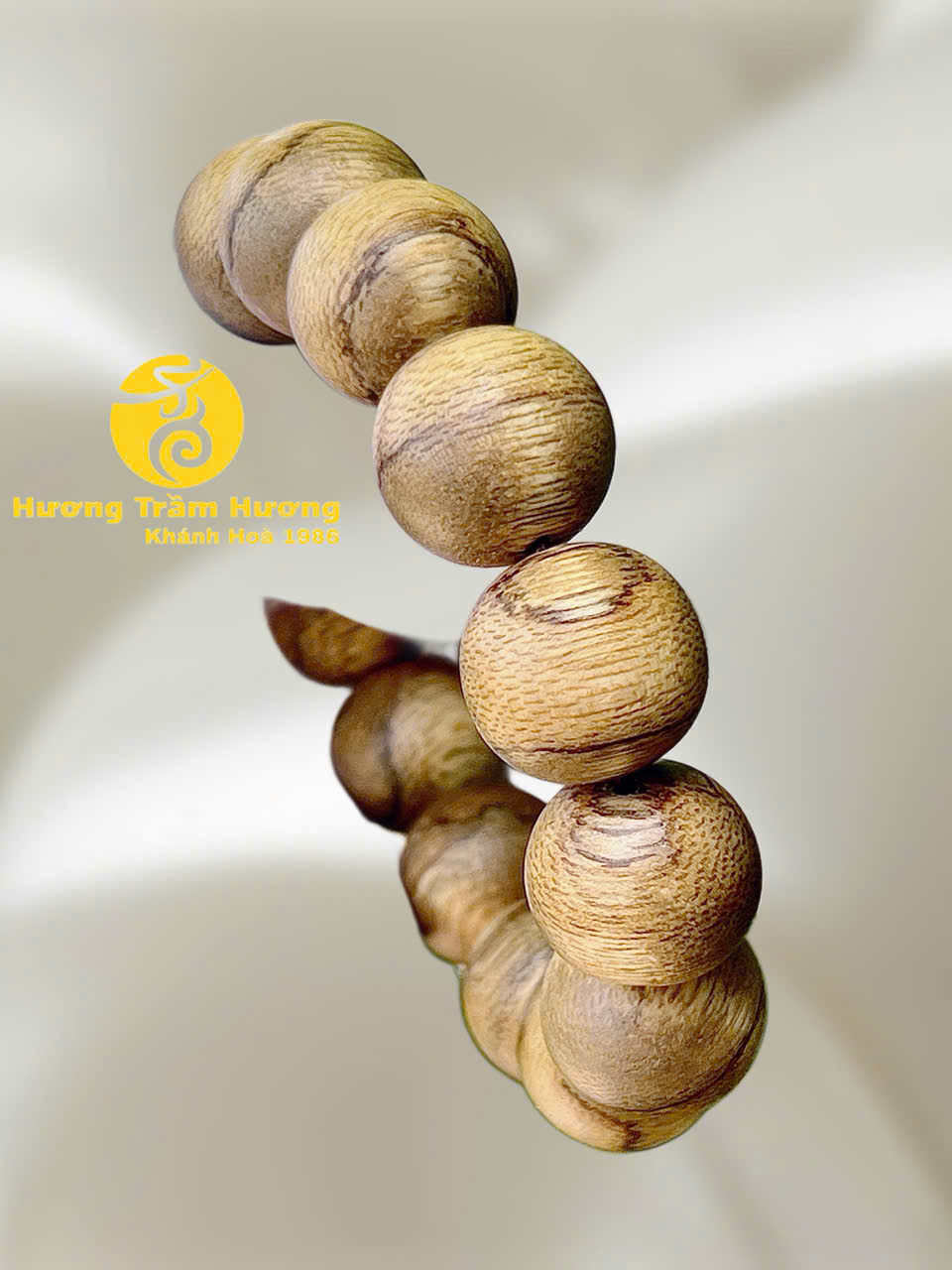 Vòng Trầm Hương 18Ly Nam – Quý An Mộc