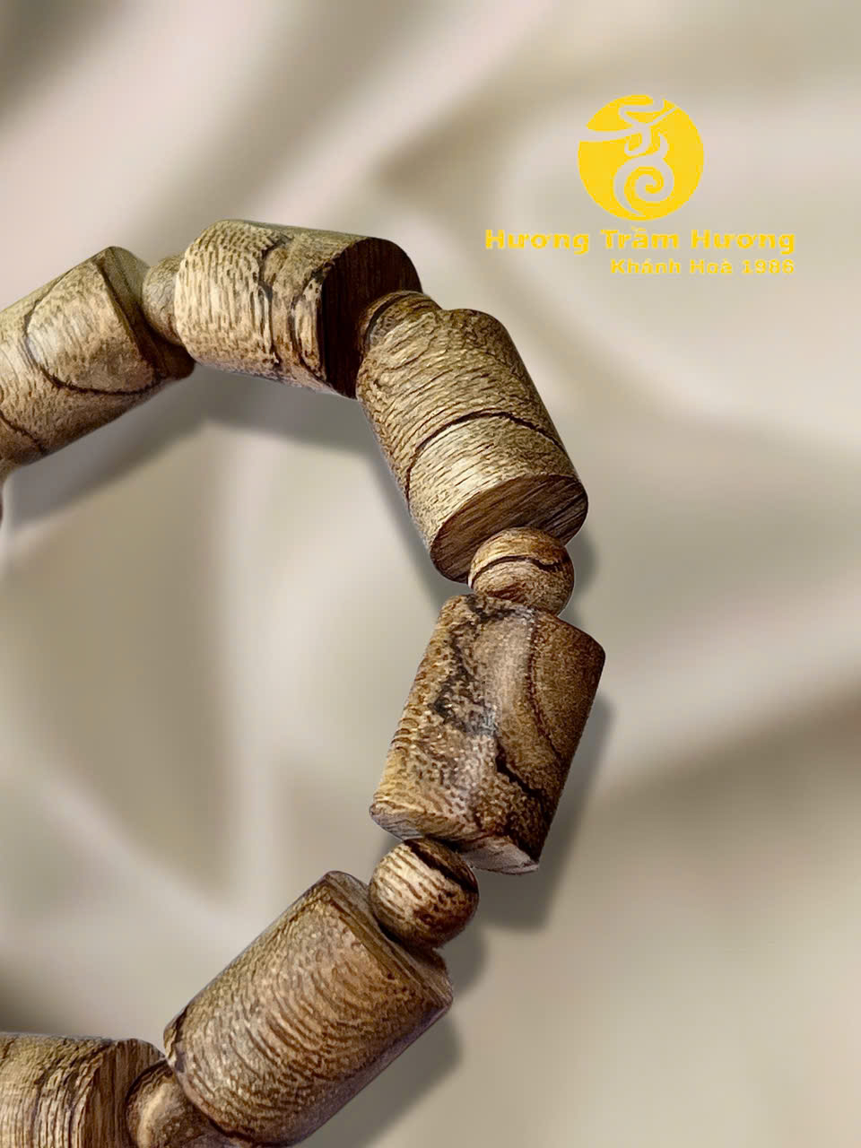 Vòng Couple Trúc Tài Lộc – Vòng Trầm Hương Đốt Trúc Cho Nam Và Nữ
