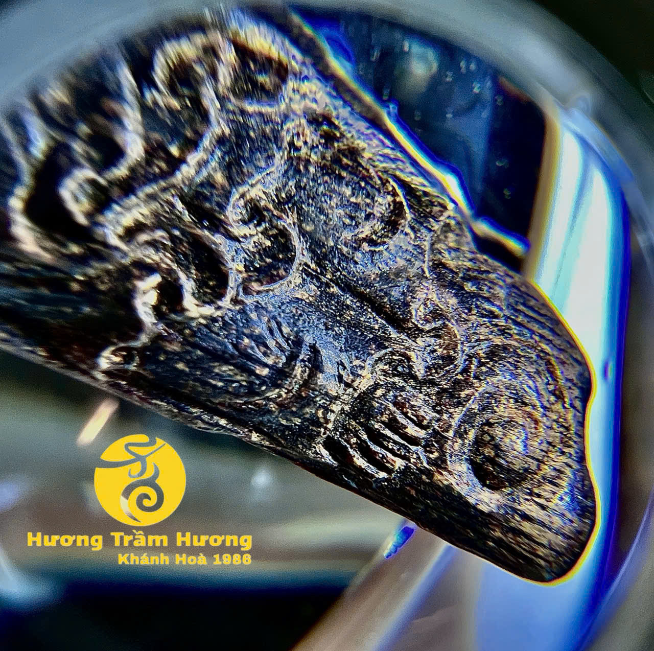 Thanh Kỳ khắc Mẹ Quan Âm