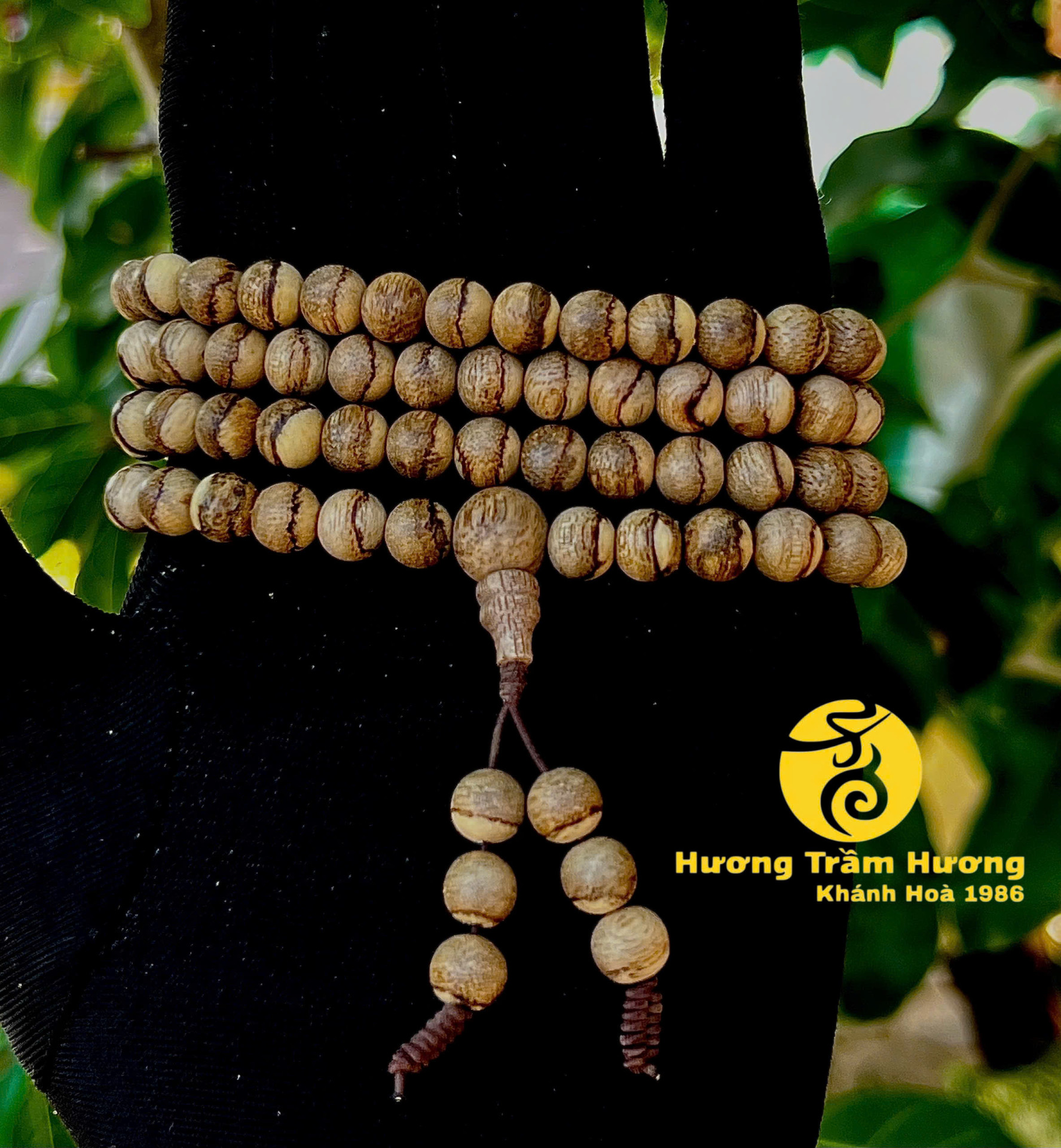 Vòng Trầm Hương 108 Hạt 7 Ly Thanh Mộc Kim Tiền – Trầm Bông Tự Nhiên Khánh Hòa