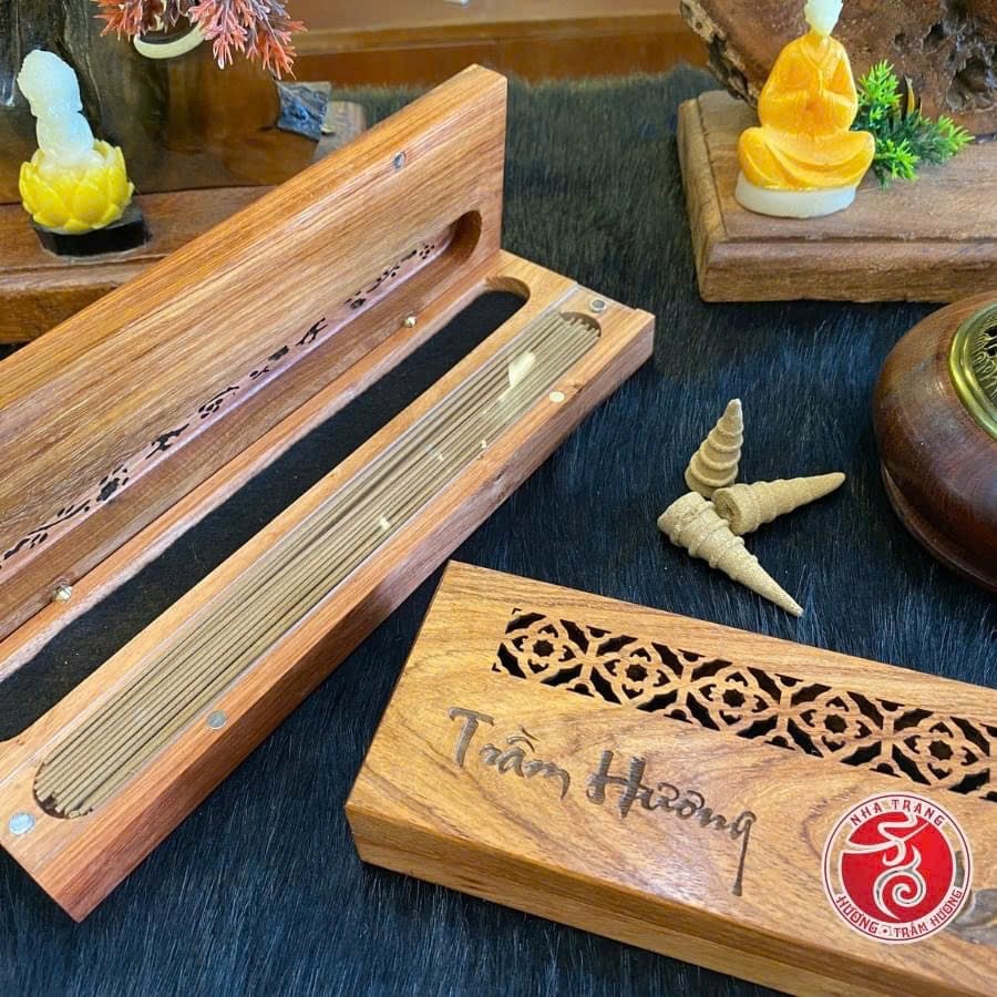 Nhang Trầm Doanh Nhân Không Tim