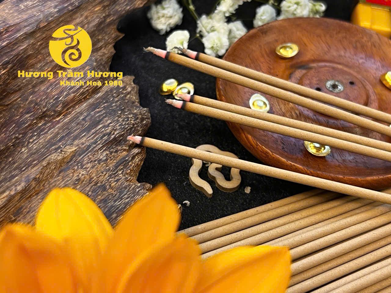 Nhang Trầm Gia Tiên Tài Lộc 3 tấc