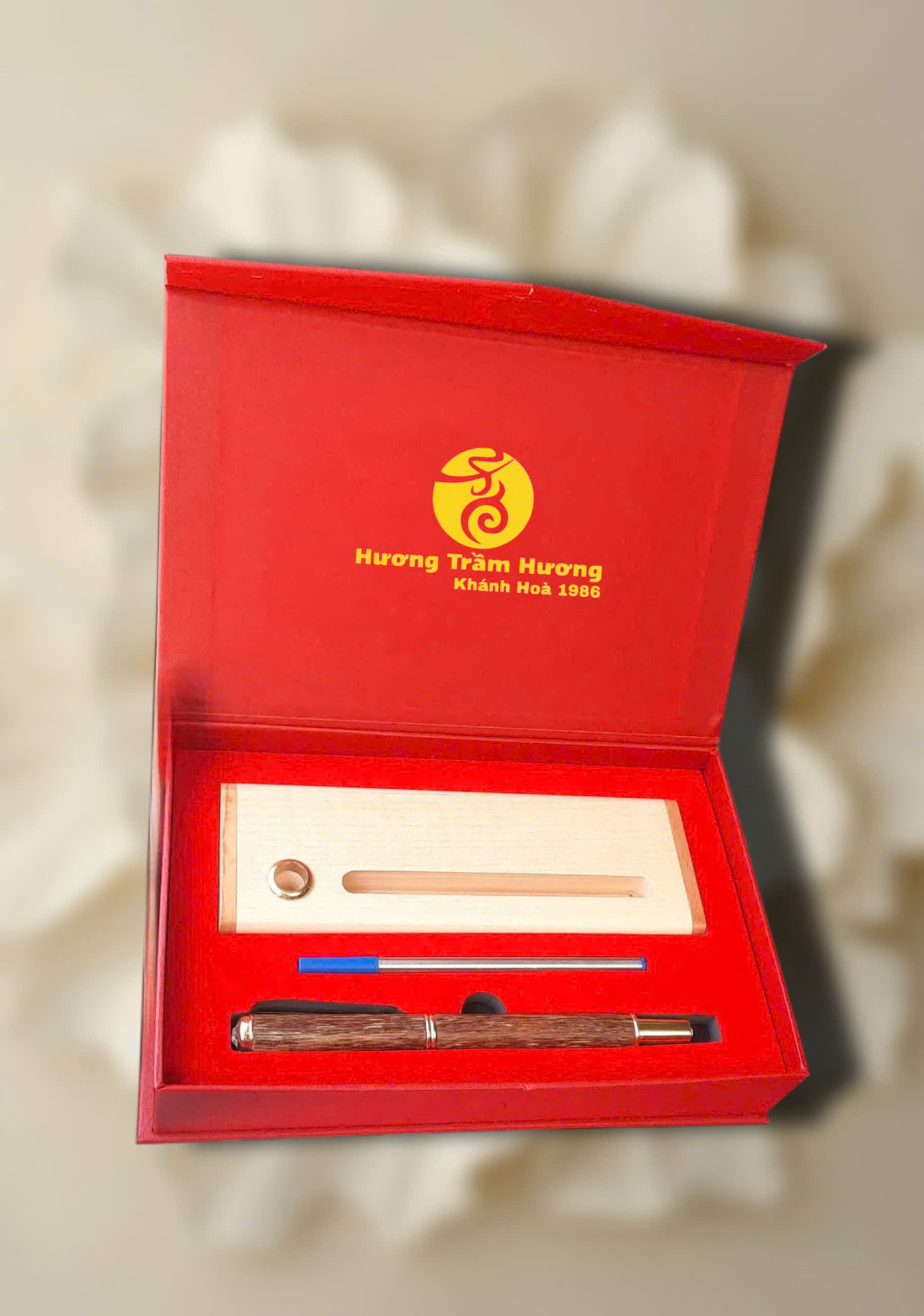 Bút Trầm Hương Thiên Minh Ngọc